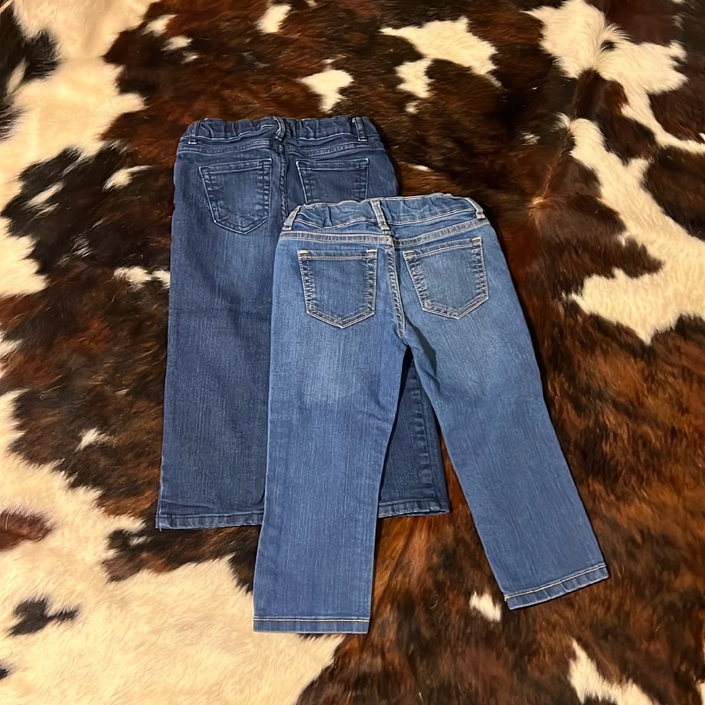 Children’s place size 4 plus lot of girls jeans. 2 pair